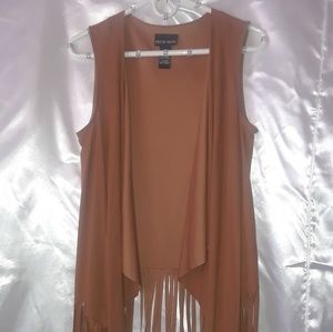 Sleeveless Fringe cardigan